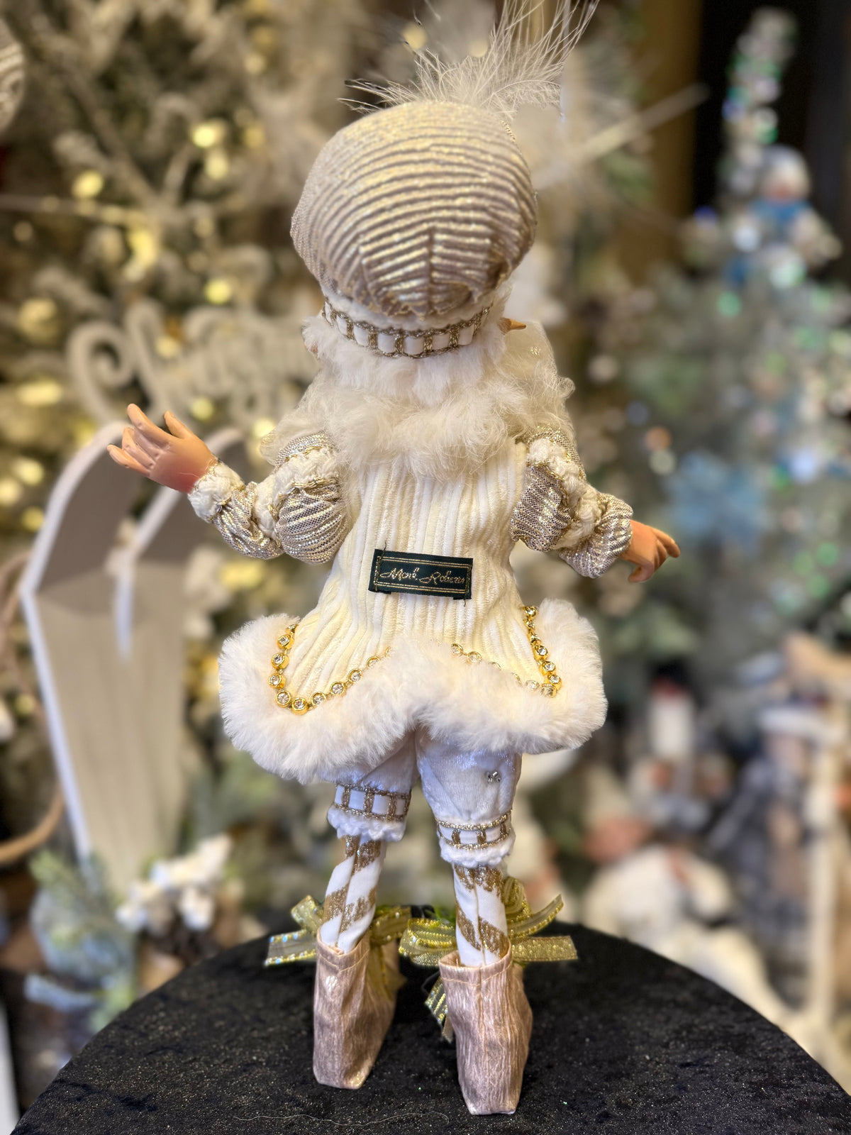 MARK ROBERTS - Small North Pole White Christmas Elf 51-64152