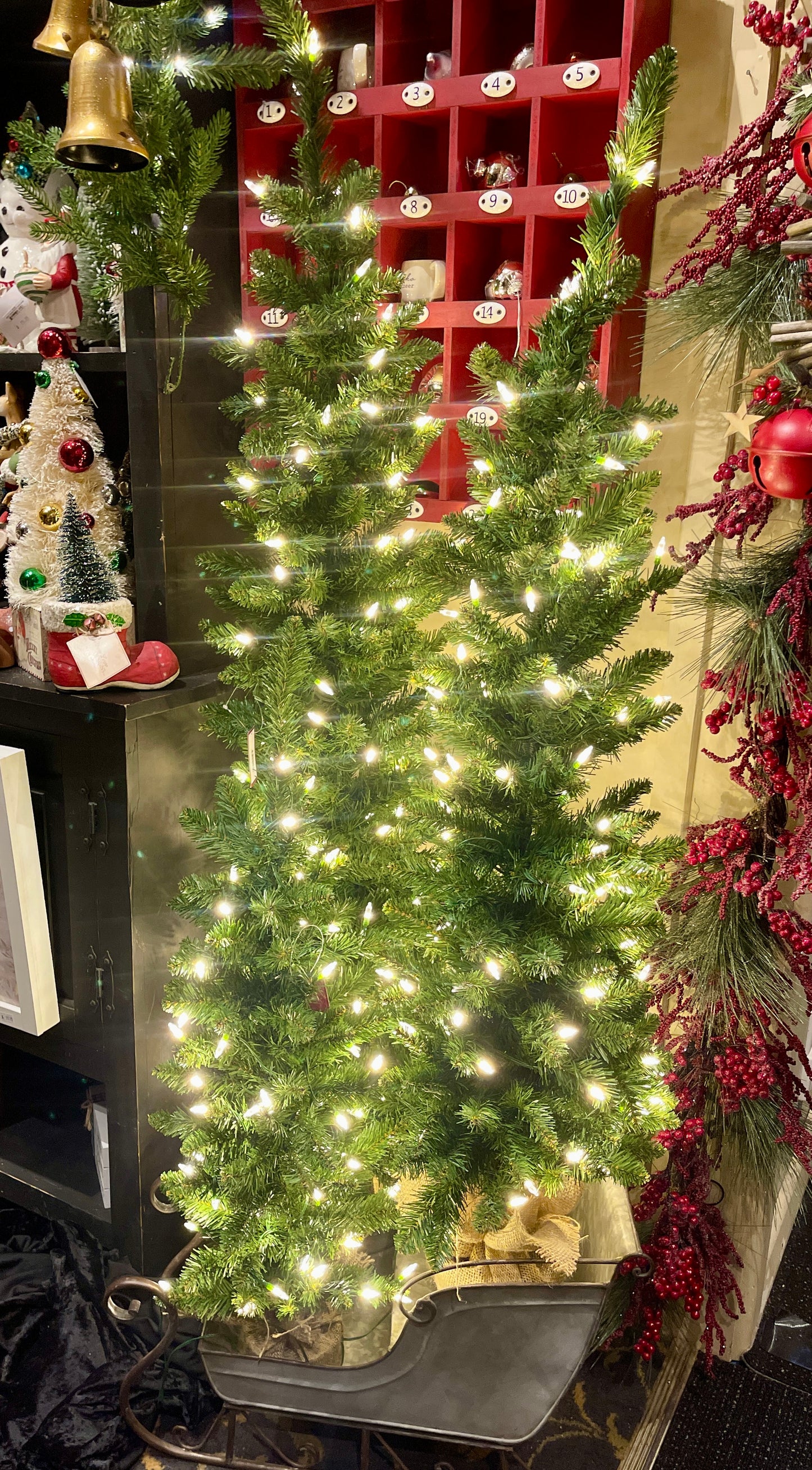 SET OF 3 PRE LIT SLIM CHRISTMAS TREES HZGB3 (BULKY ITEM EXTRA POSTAGE)