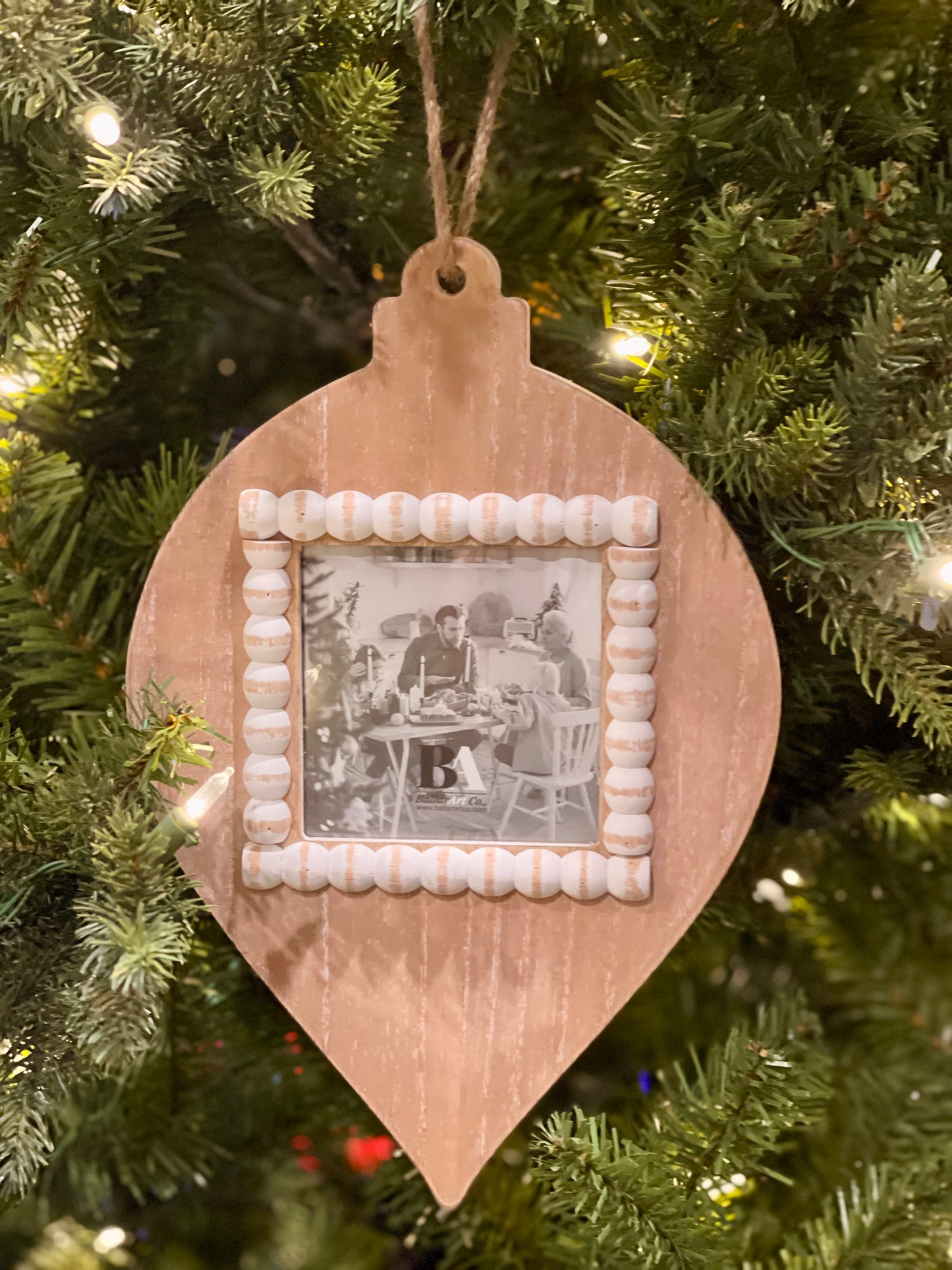 NATURAL WOOD ORNAMENT SHAPE PICTURE FRAME HANGING JX6181