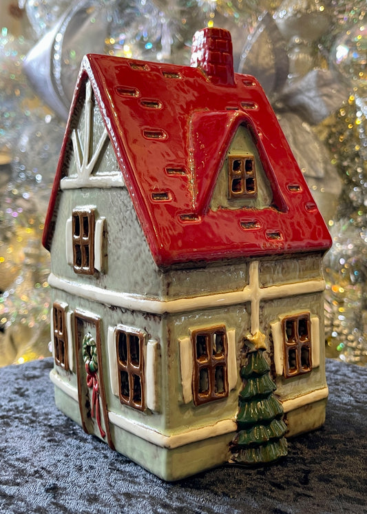 STONEWARE VILLAGE TEALIGHT HOUSE - GREEN CHRISTMAS HOUSE LH070