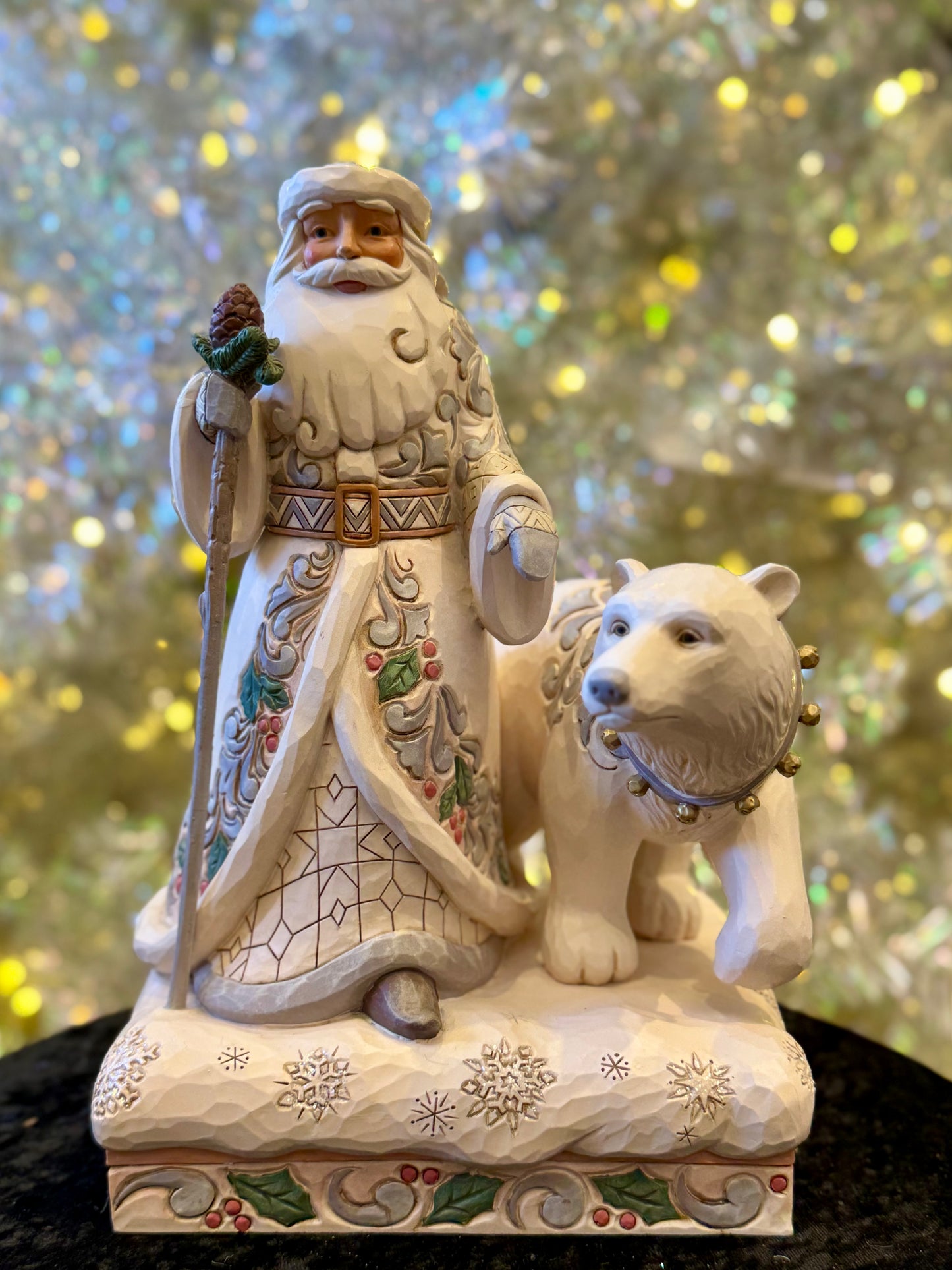 JIM SHORE WHITE WOODLAND SANTA WITH BEAR 6017170