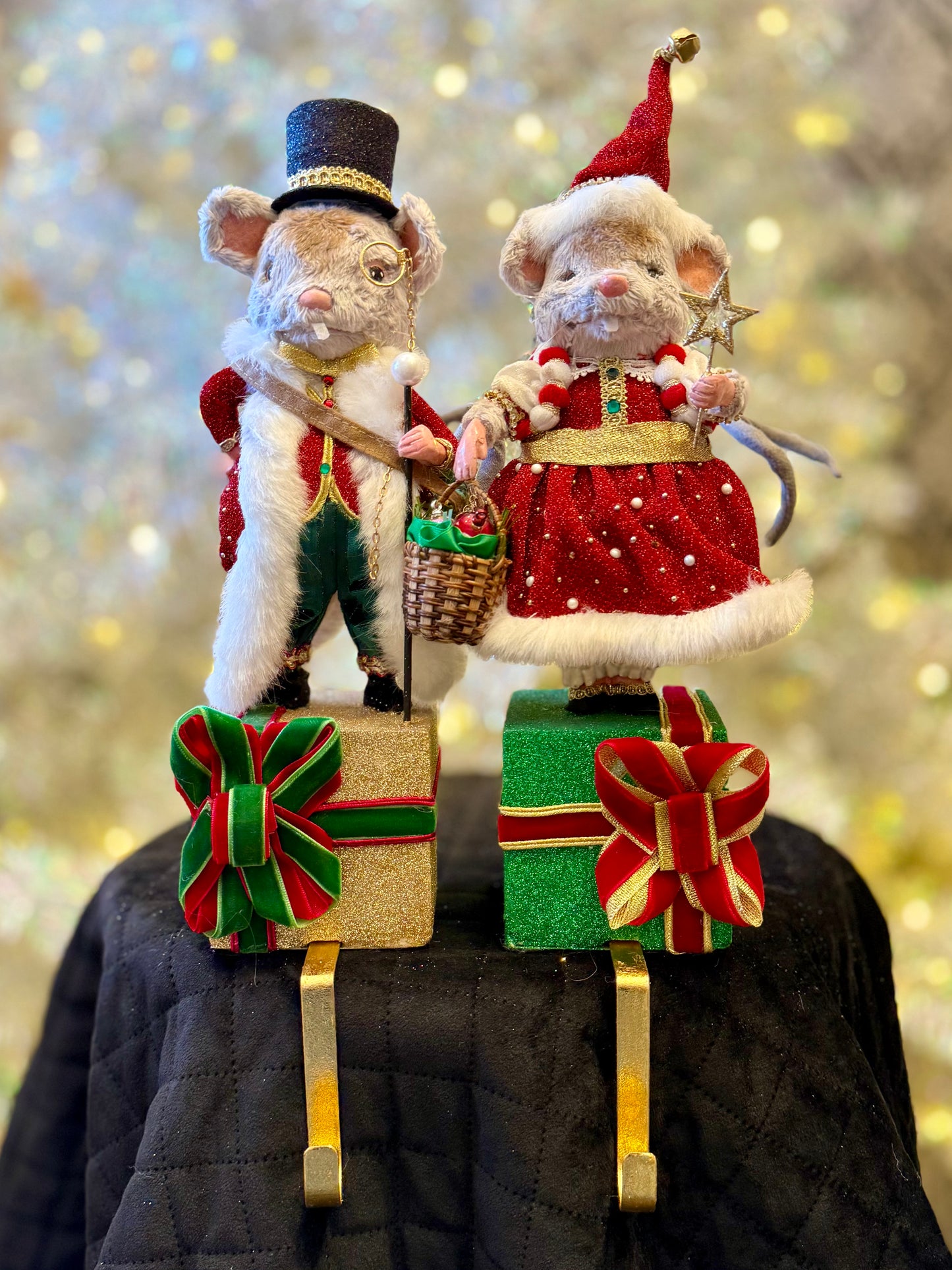 KATHERINE'S COLLECTION MRS MOUSE STOCKING HOLDER 28-528803