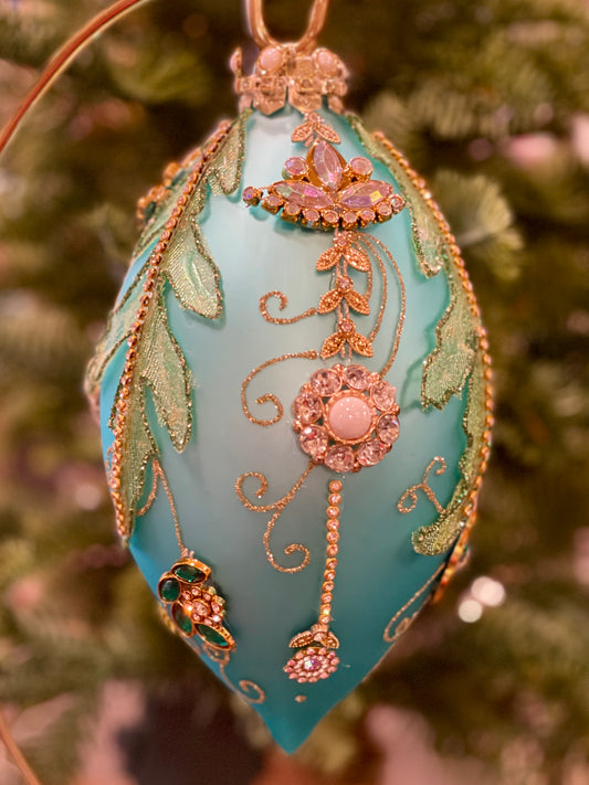 MARK ROBERTS KING'S JEWEL TURQUOISE FINIAL HANGING ORNAMENT 36-54360