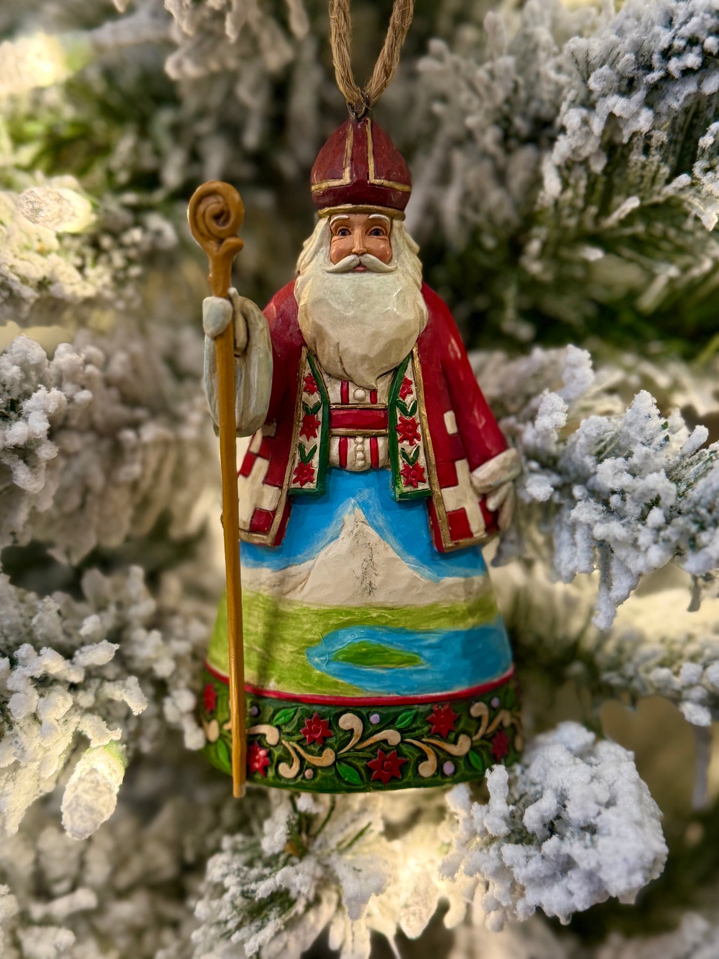 JIM SHORE HWC SWISS SANTA HANGING ORNAMENT 4053838