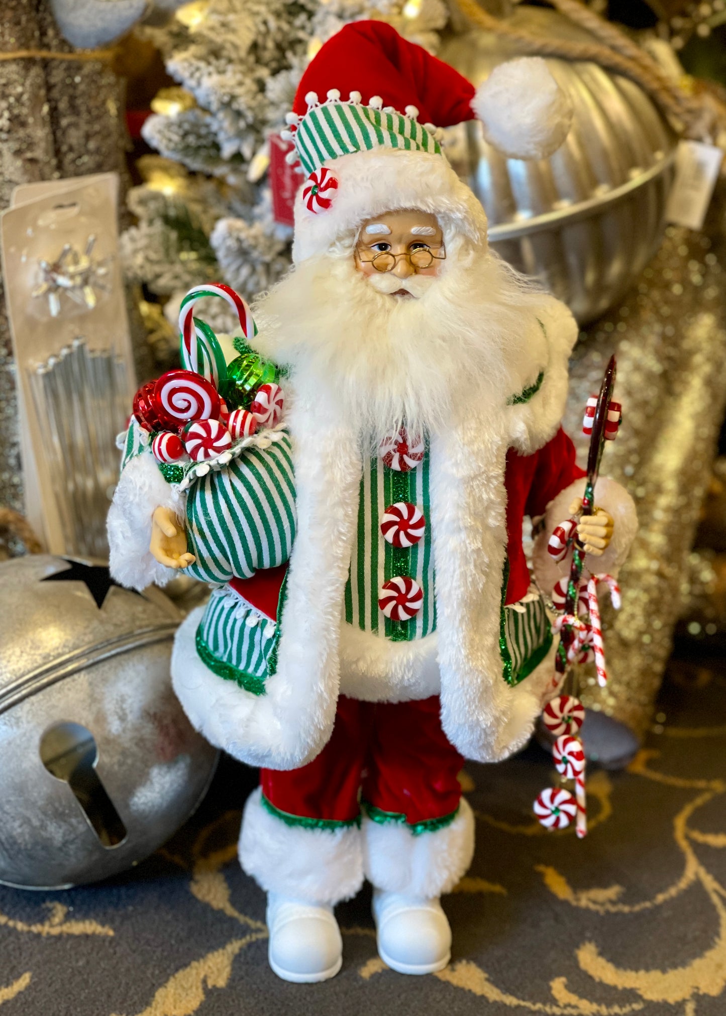 PEPPERMINT SANTA 18 INCH 4515540