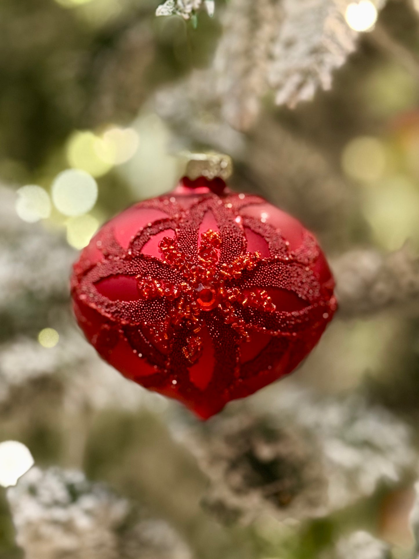 RED EMBELLISHED BEAD ONION GLASS ORNAMENT EXR014