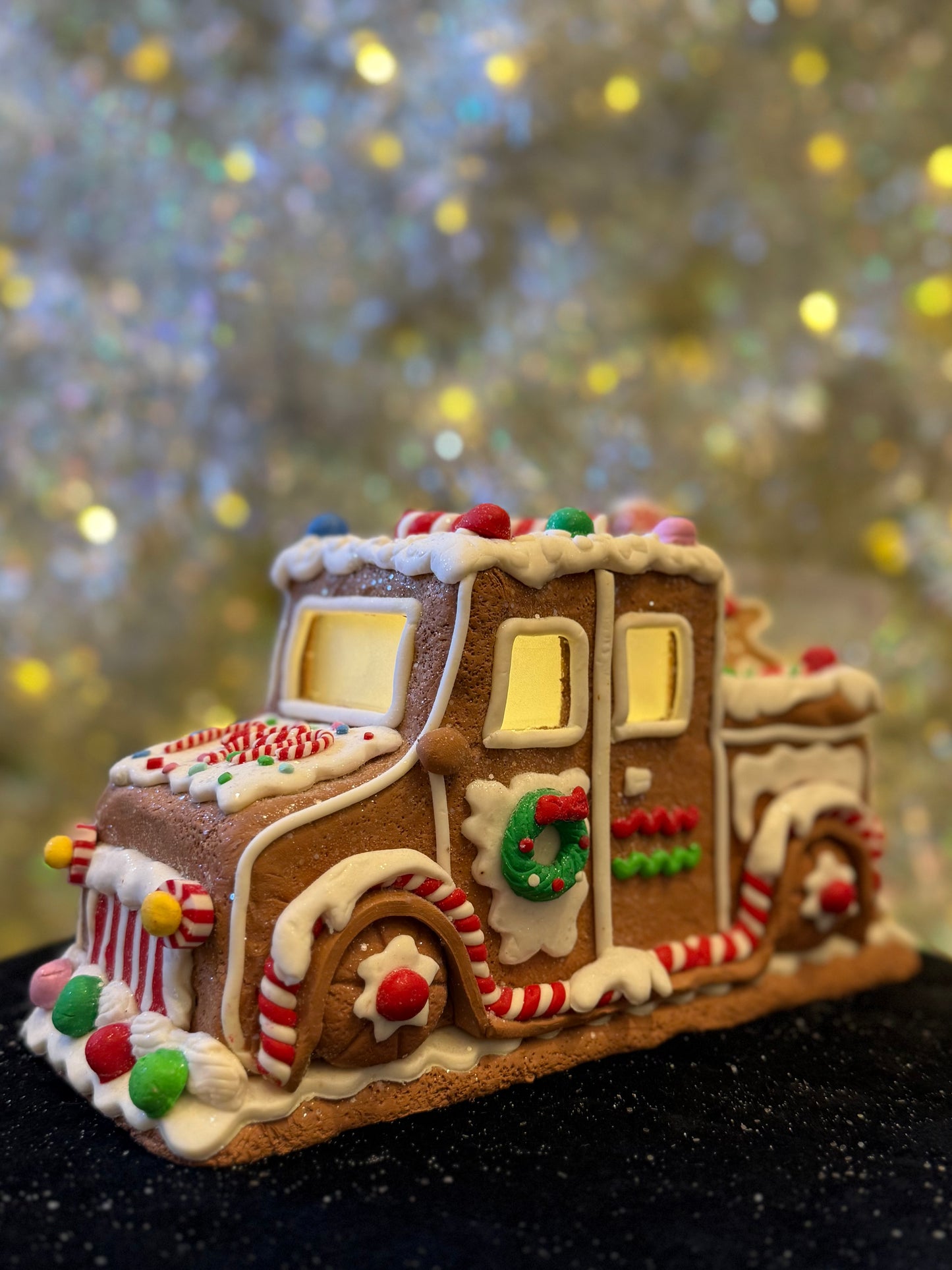 GINGERBREAD LED TRUCK 4516679