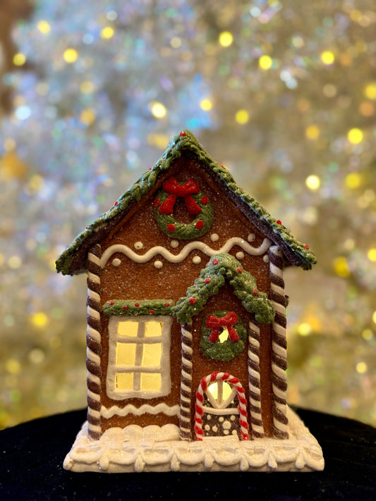 GINGERBREAD HOUSE WITH WREATH LED 4516762