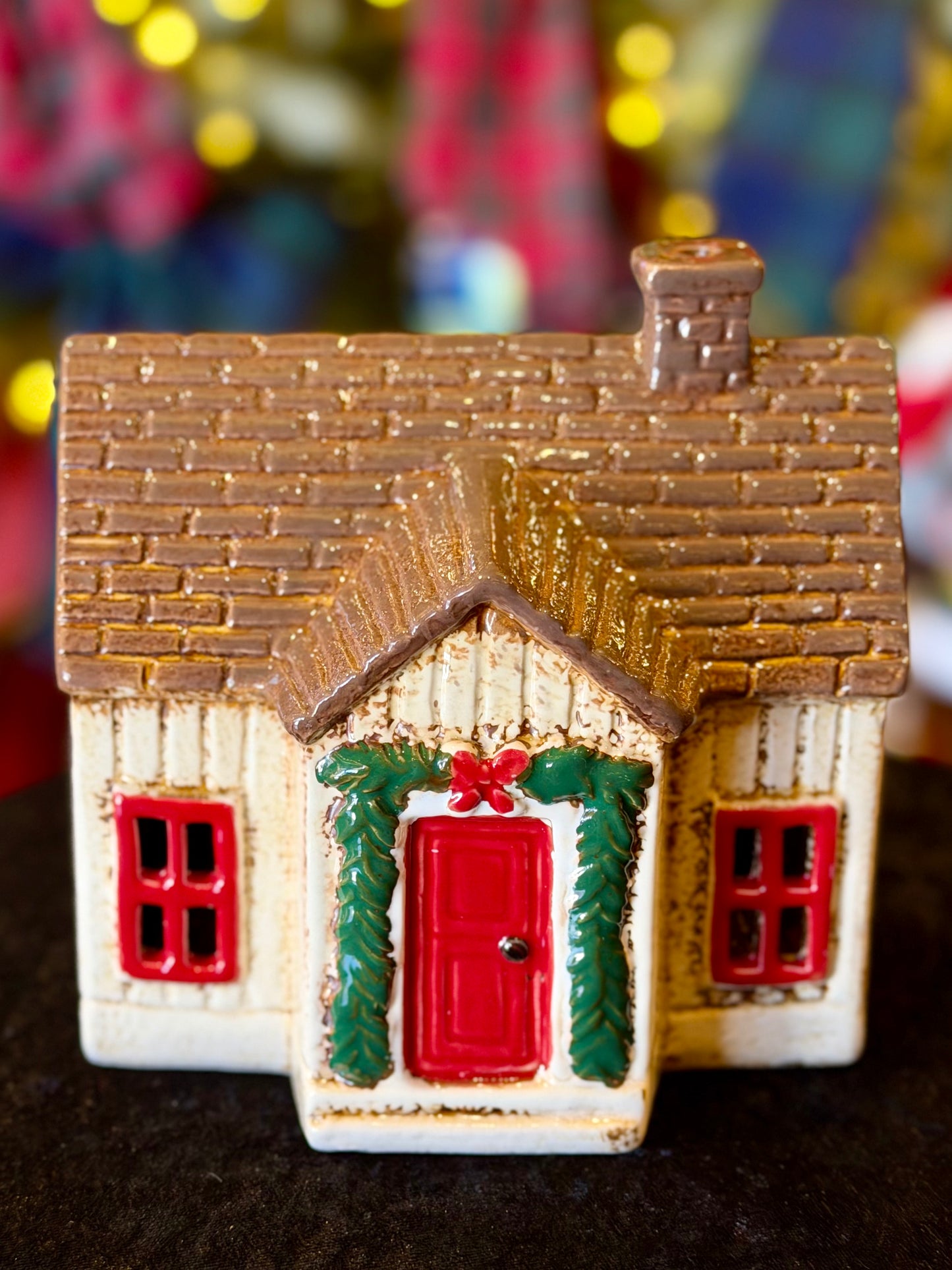 STONEWARE VILLAGE TEALIGHT HOUSE - Nordgard Garland Cottage YA0100