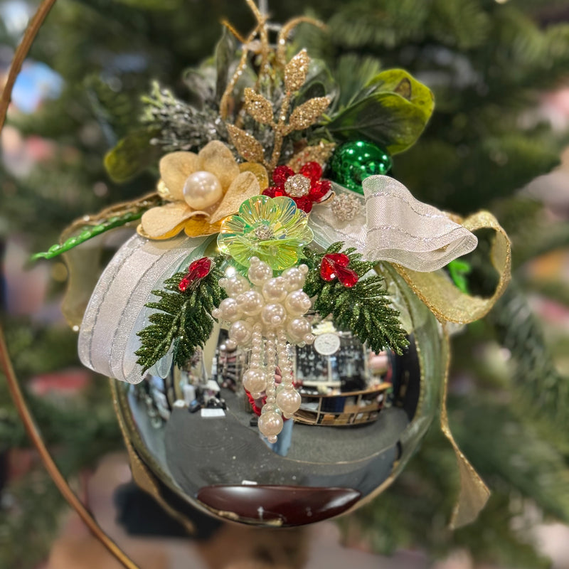 MARK ROBERTS FLORAL JEWELED SHINY BLUE ROUND 7 INCH ORNAMENT 36-54302