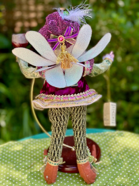 MARK ROBERTS FAIRY WINE LOVER MEDIUM 51-44602