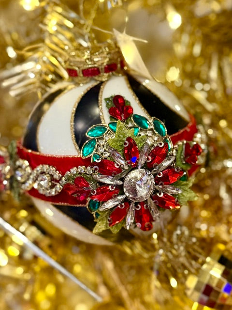 MARK ROBERTS - TIMELESS JEWELED SET OF 4 BOXED ORNAMENTS 36-61404
