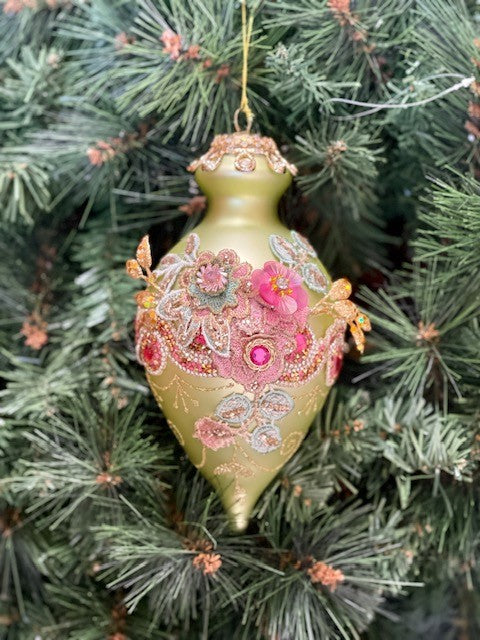 MARK ROBERTS KINGS JEWELS PALE GREEN FINIAL HANGING ORNAMENT